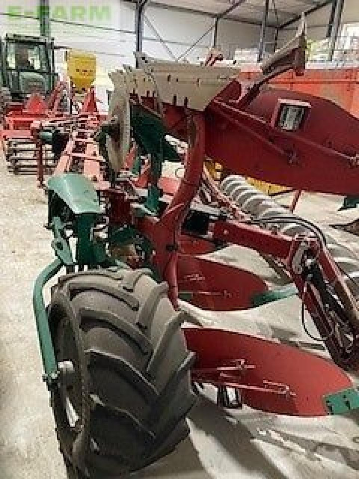 Kverneland kk 2500b i plough isobus met vorenpakker - Plow: picture 2 Kverneland kk 2500b i plough isobus met vorenpakker - Plow: picture 2