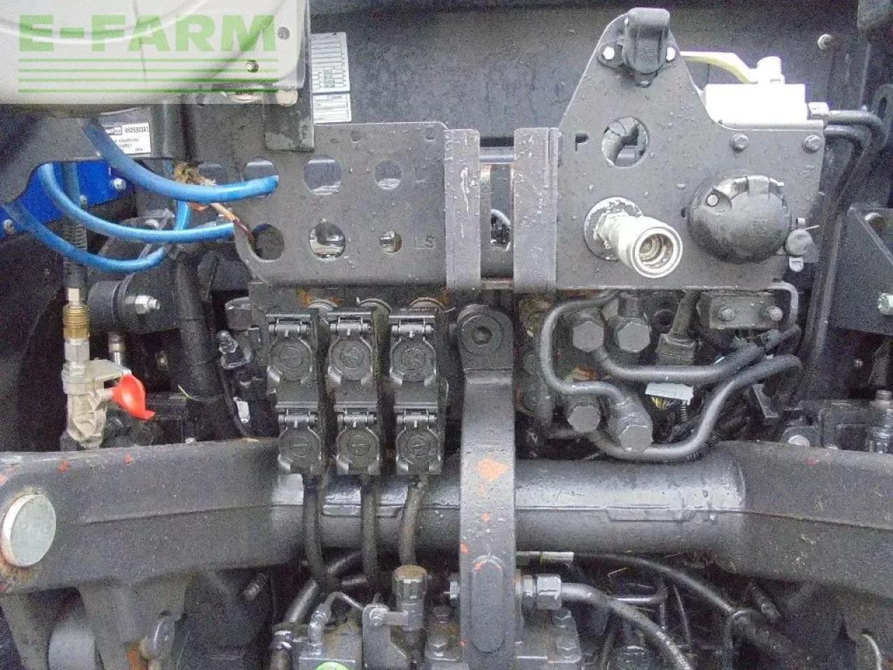 Farm tractor Landini 7-160: picture 6