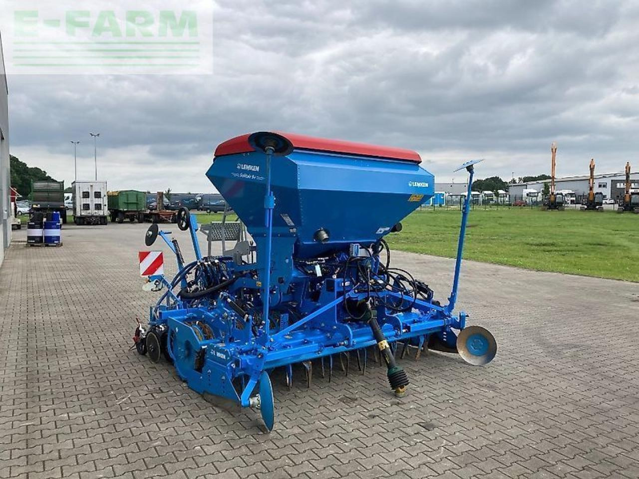 Lemken solitair 9+ / zirkon 12/300 - Soil tillage equipment: picture 5 Lemken solitair 9+ / zirkon 12/300 - Soil tillage equipment: picture 5