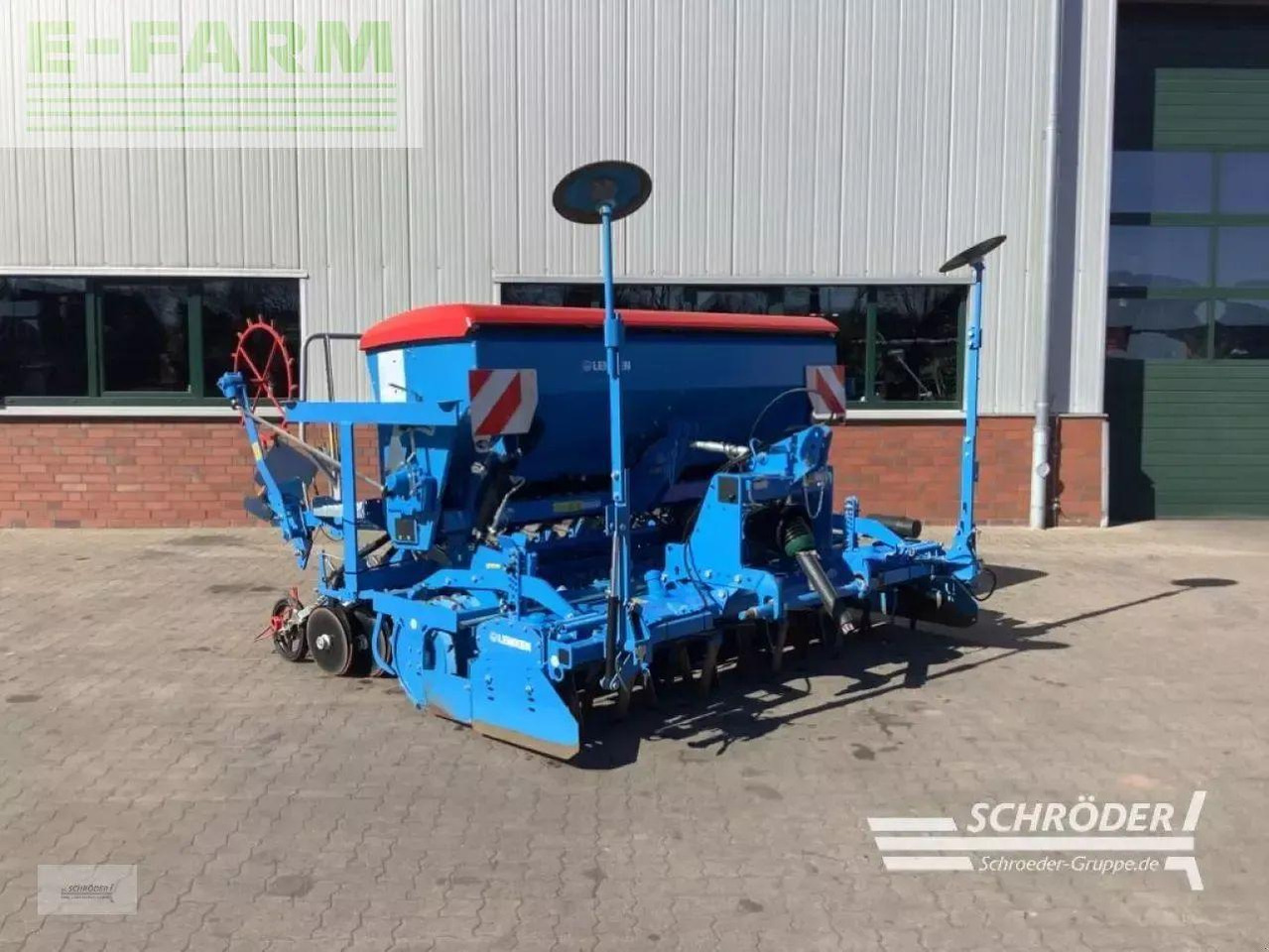 Lemken zirkon 8/300 + saphir 9/300 - Combine seed drill: picture 1 Lemken zirkon 8/300 + saphir 9/300 - Combine seed drill: picture 1