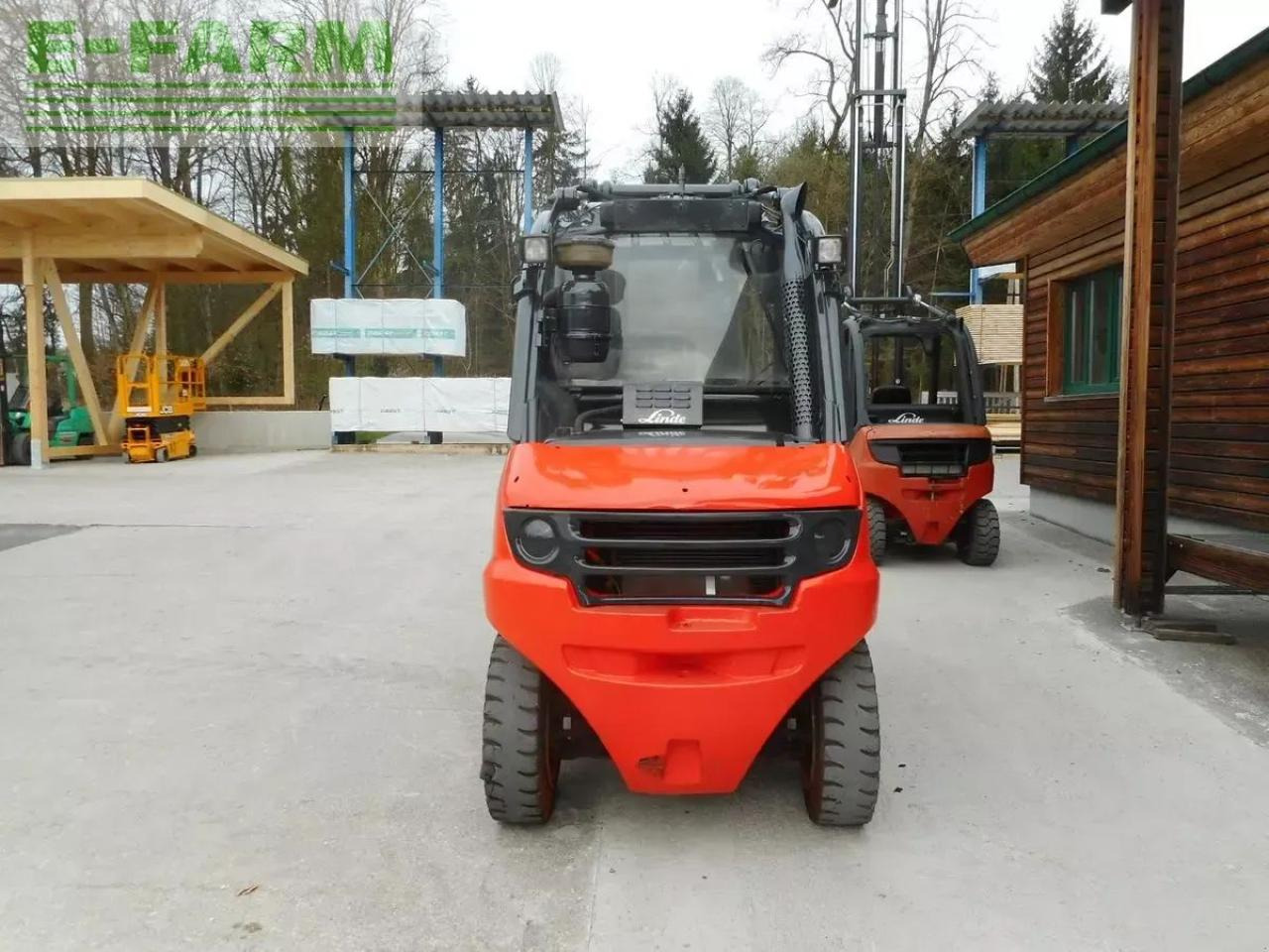 Linde h40d mit vollkabine + rußfilter + seitenschieber - Forklift: picture 3 Linde h40d mit vollkabine + rußfilter + seitenschieber - Forklift: picture 3
