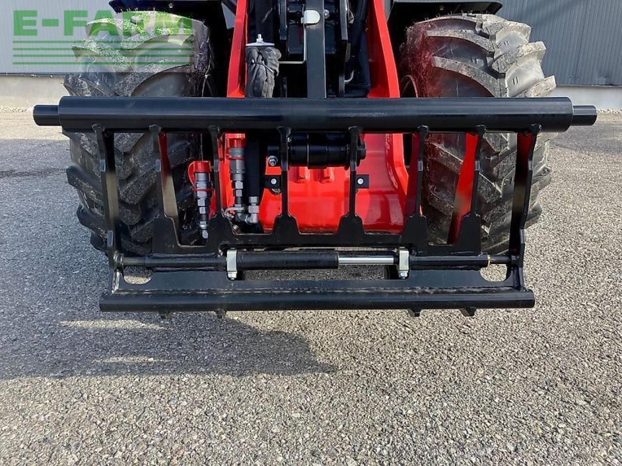 Mini excavator Manitou mla 4-50h knicklader demogerät: picture 7