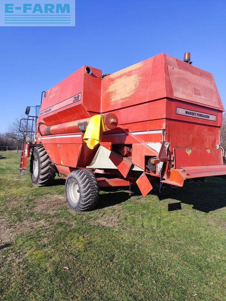 Massey Ferguson 38 - Combine harvester: picture 3 Massey Ferguson 38 - Combine harvester: picture 3