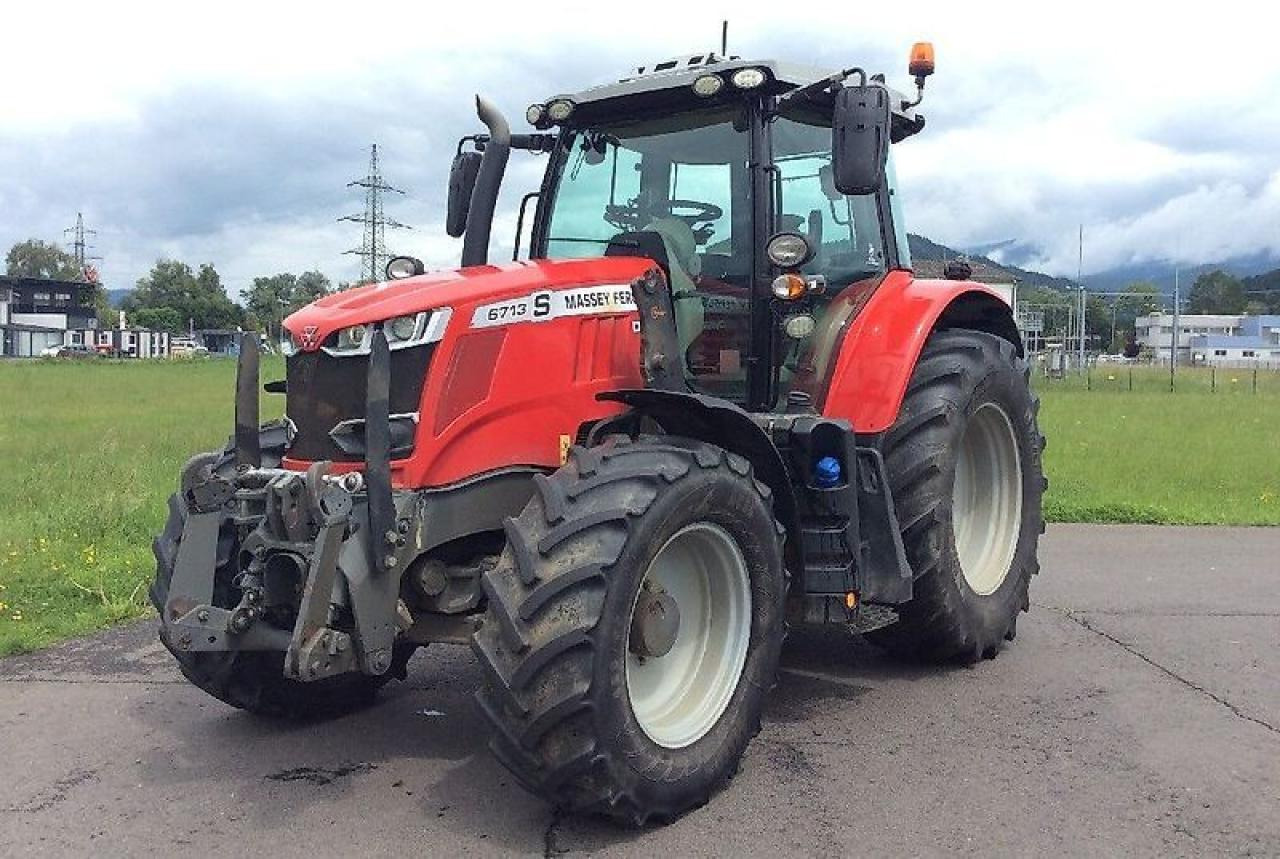 Massey Ferguson 6713s - Farm tractor: picture 1 Massey Ferguson 6713s - Farm tractor: picture 1