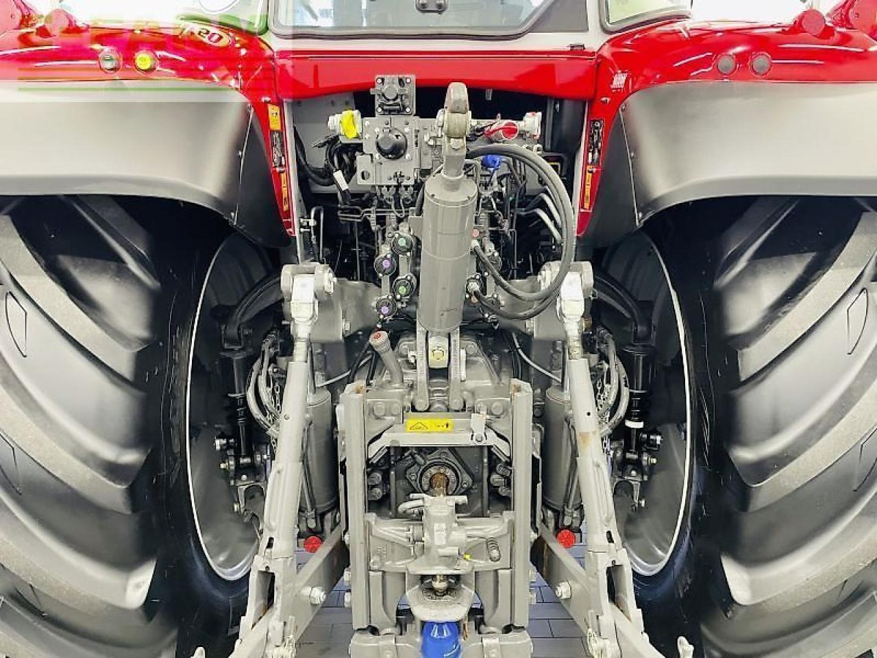 Farm tractor Massey Ferguson 6s.180 dyna-vt exclusive Exclusive: picture 12 Farm tractor Massey Ferguson 6s.180 dyna-vt exclusive Exclusive: picture 12