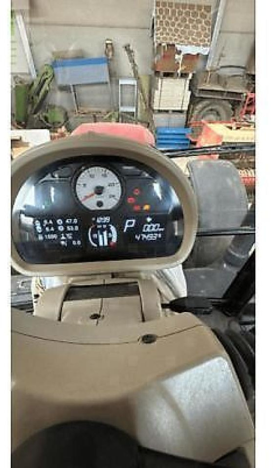 Massey Ferguson 7719s - Farm tractor: picture 4 Massey Ferguson 7719s - Farm tractor: picture 4