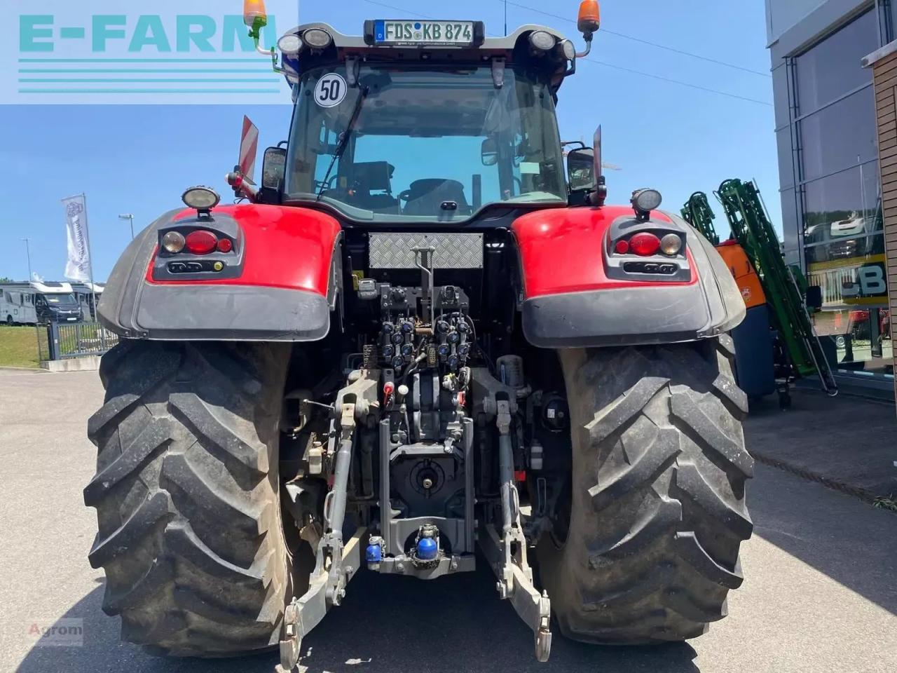Massey Ferguson 8740 s dyna vt exclusive Exclusive - Farm tractor: picture 5 Massey Ferguson 8740 s dyna vt exclusive Exclusive - Farm tractor: picture 5