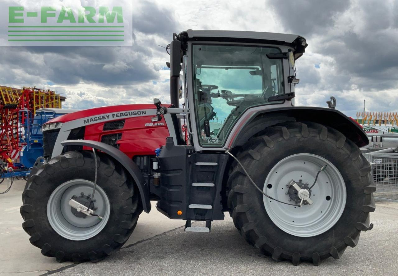 Massey Ferguson 8S.225 Dyna E-Power EXC - Farm tractor: picture 2 Massey Ferguson 8S.225 Dyna E-Power EXC - Farm tractor: picture 2