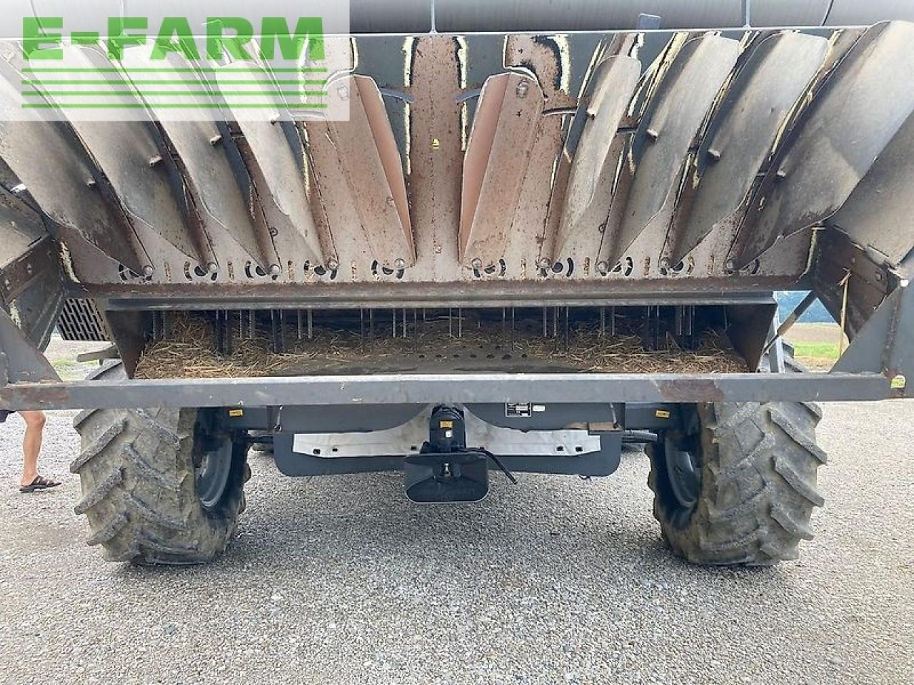 Combine harvester Massey Ferguson beta 7270: picture 11
