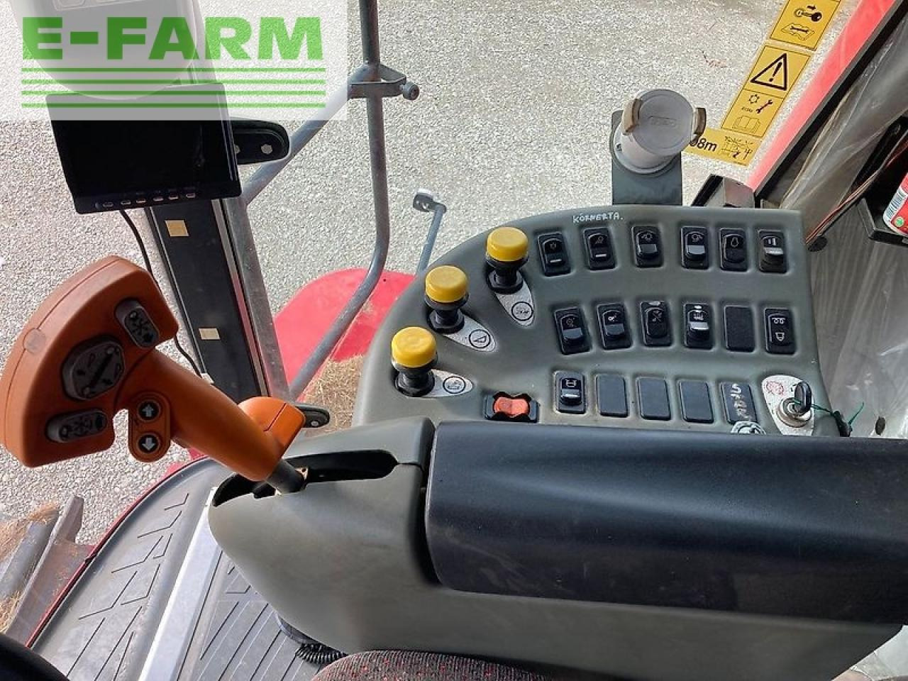 Combine harvester Massey Ferguson beta 7270: picture 9