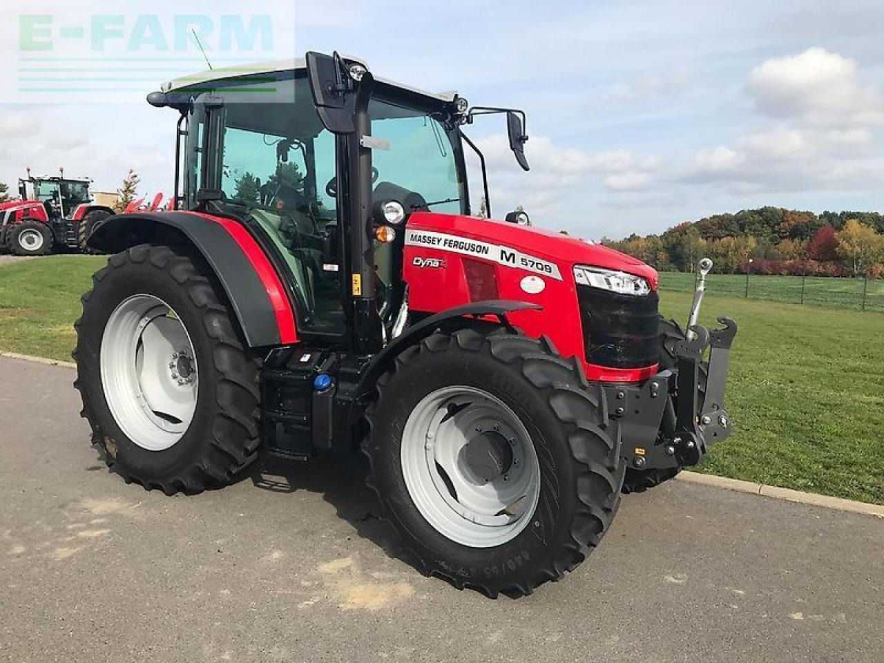 Massey Ferguson mf 5709 m dyna-4 - Farm tractor: picture 5 Massey Ferguson mf 5709 m dyna-4 - Farm tractor: picture 5