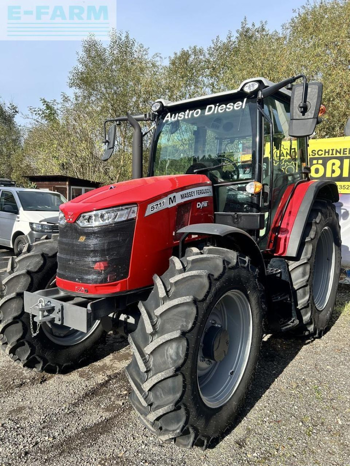 Massey Ferguson mf 5710 m dyna-4 - Farm tractor: picture 3 Massey Ferguson mf 5710 m dyna-4 - Farm tractor: picture 3