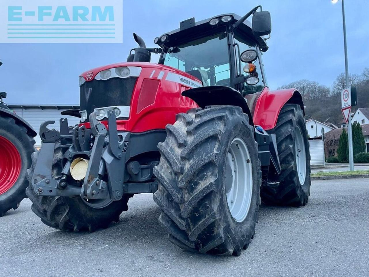 Massey Ferguson mf 6718 s dyna-vt - Farm tractor: picture 3 Massey Ferguson mf 6718 s dyna-vt - Farm tractor: picture 3