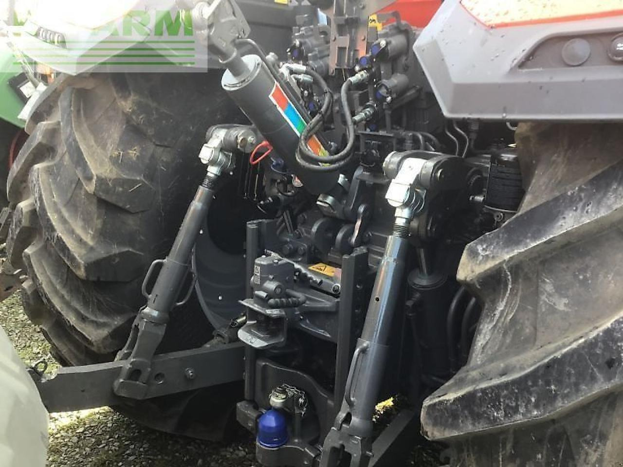 Massey Ferguson mf 8s.305 dyna-vt exclusive ma Exclusive - Farm tractor: picture 3 Massey Ferguson mf 8s.305 dyna-vt exclusive ma Exclusive - Farm tractor: picture 3