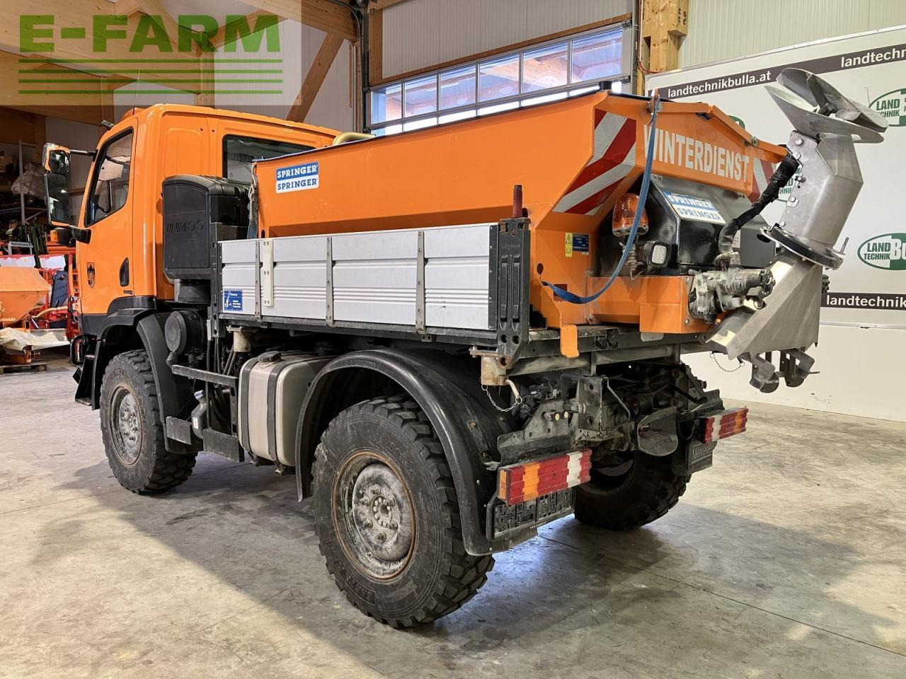 Mercedes-Benz unimog u20 - Municipal/ Special vehicle: picture 4 Mercedes-Benz unimog u20 - Municipal/ Special vehicle: picture 4