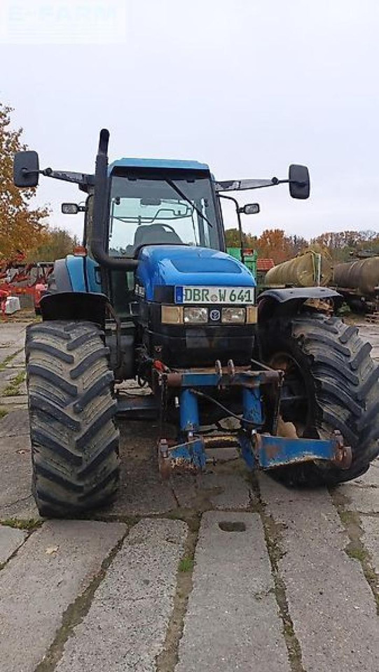 New Holland 8560 - Farm tractor: picture 4 New Holland 8560 - Farm tractor: picture 4