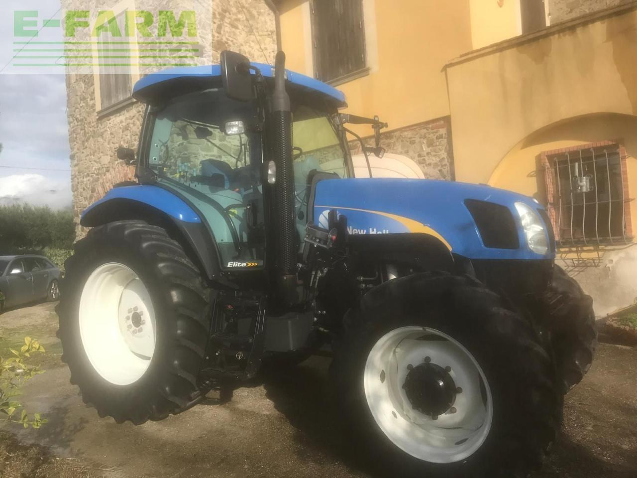 New Holland T7.225 - Farm tractor: picture 1 New Holland T7.225 - Farm tractor: picture 1