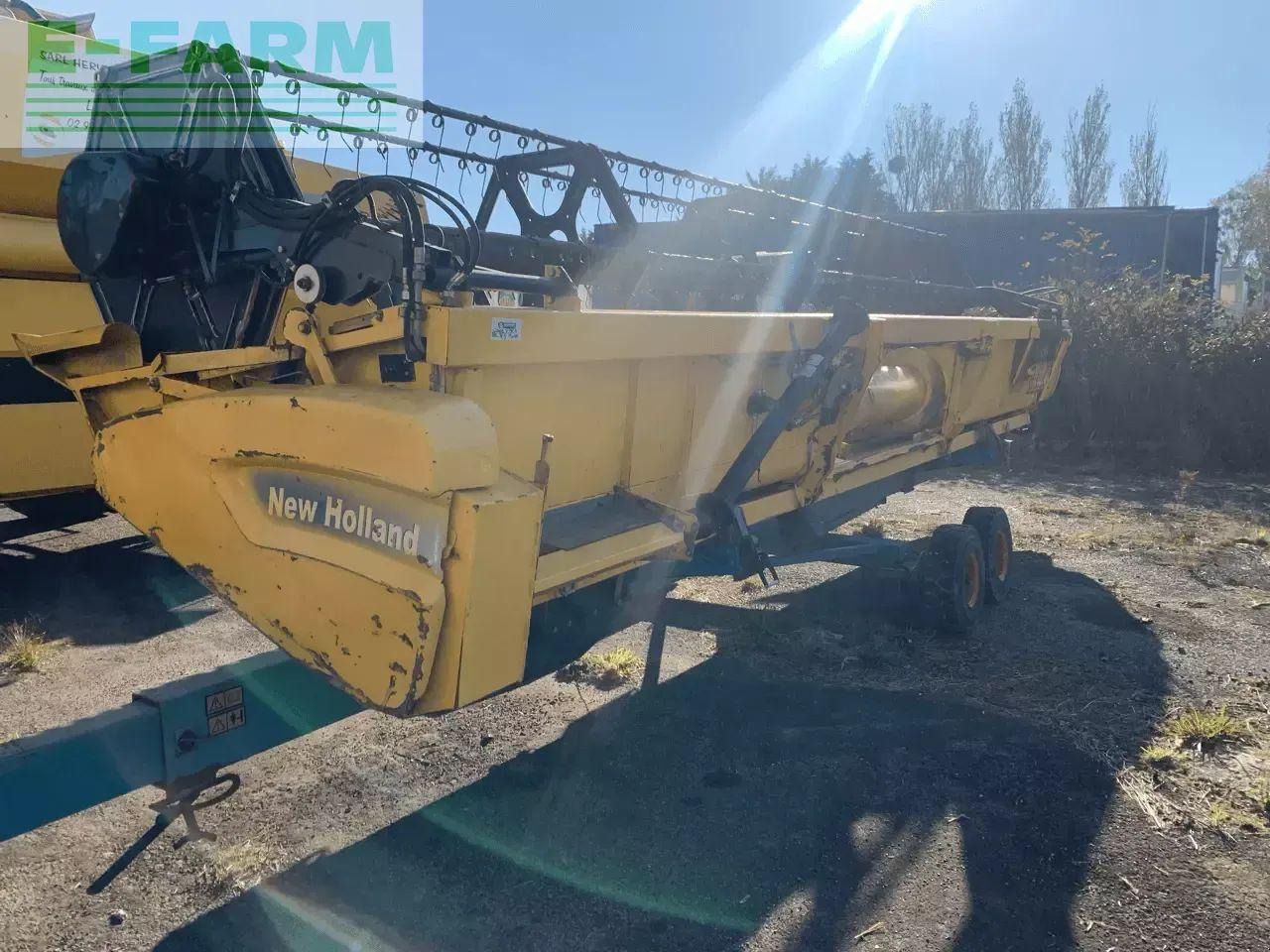 New Holland cr 9070 - Combine harvester: picture 5 New Holland cr 9070 - Combine harvester: picture 5