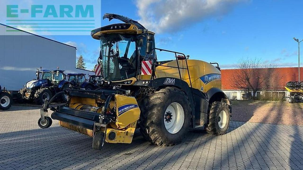 New Holland fr 550 häcksler inkl. pickup + maisgebiss silage - Forage harvester: picture 3 New Holland fr 550 häcksler inkl. pickup + maisgebiss silage - Forage harvester: picture 3