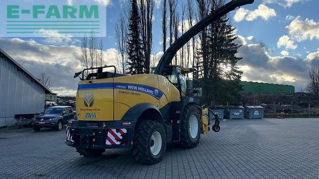 New Holland fr 550 häcksler inkl. pickup + maisgebiss silage - Forage harvester: picture 4 New Holland fr 550 häcksler inkl. pickup + maisgebiss silage - Forage harvester: picture 4