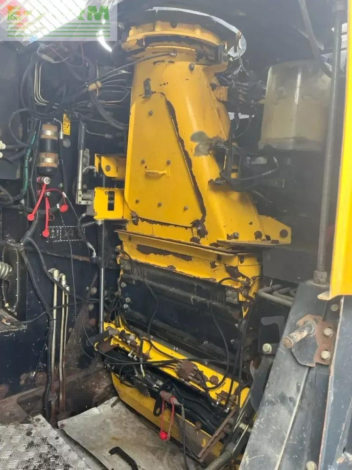 Forage harvester New Holland fr 9060: picture 29