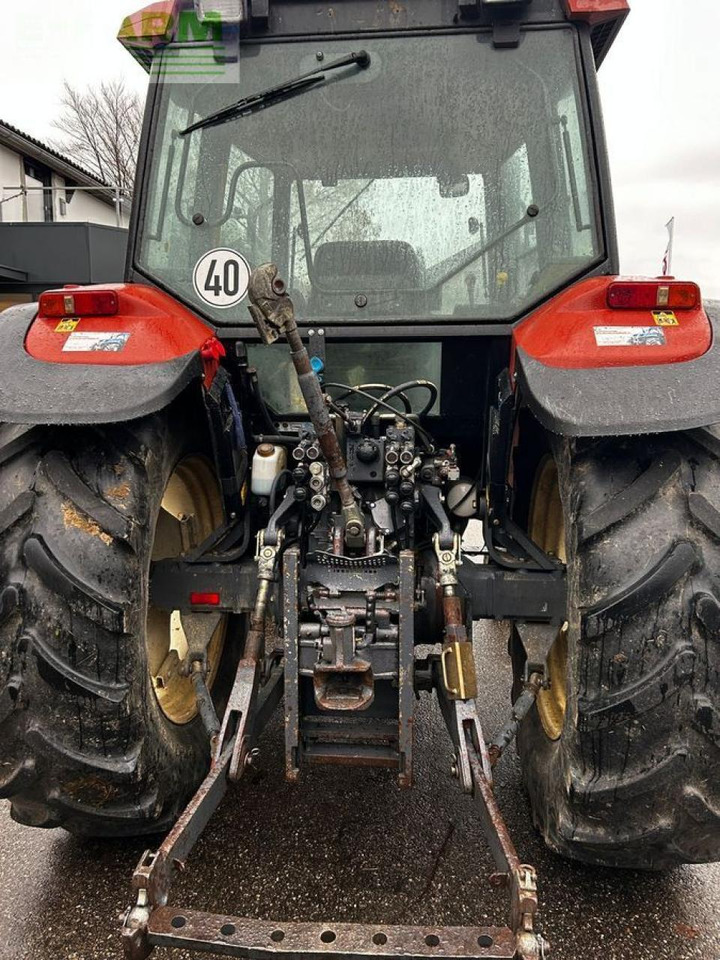 New Holland m 100/8160 - Farm tractor: picture 2 New Holland m 100/8160 - Farm tractor: picture 2