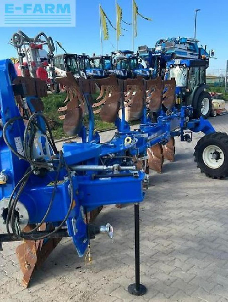 New Holland pxvs6 - Plow: picture 2 New Holland pxvs6 - Plow: picture 2