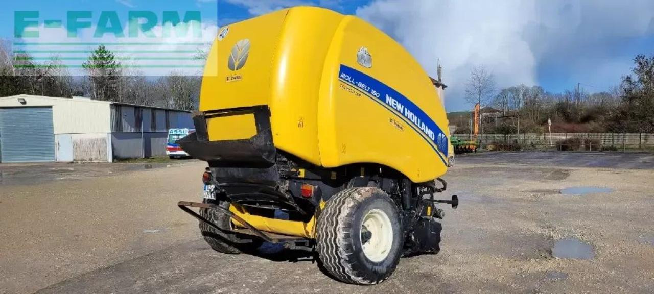 New Holland roll belt 180 cropcutter - Square baler: picture 5 New Holland roll belt 180 cropcutter - Square baler: picture 5