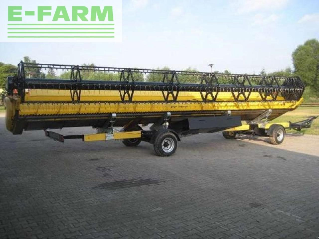 New Holland schneidwerk varifeed - Combine header: picture 1 New Holland schneidwerk varifeed - Combine header: picture 1