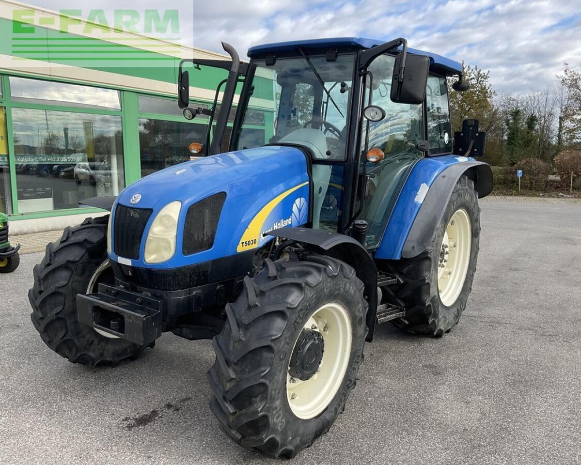New Holland t 5030 - Farm tractor: picture 1 New Holland t 5030 - Farm tractor: picture 1