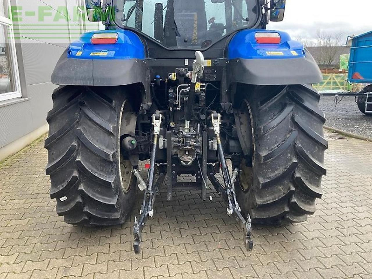 New Holland t 6.145 ec - Farm tractor: picture 5 New Holland t 6.145 ec - Farm tractor: picture 5