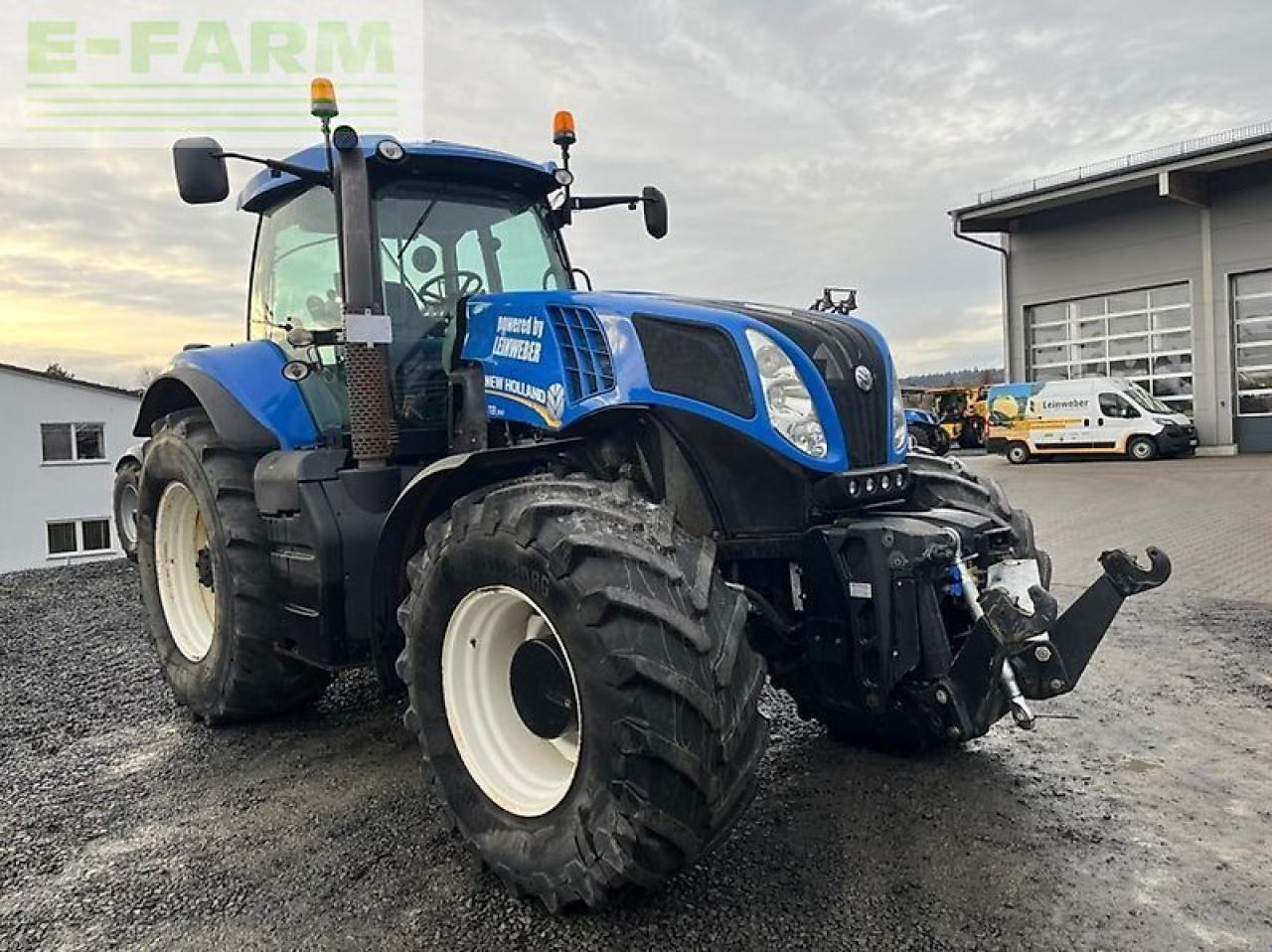 New Holland t 8.390 - Farm tractor: picture 1 New Holland t 8.390 - Farm tractor: picture 1