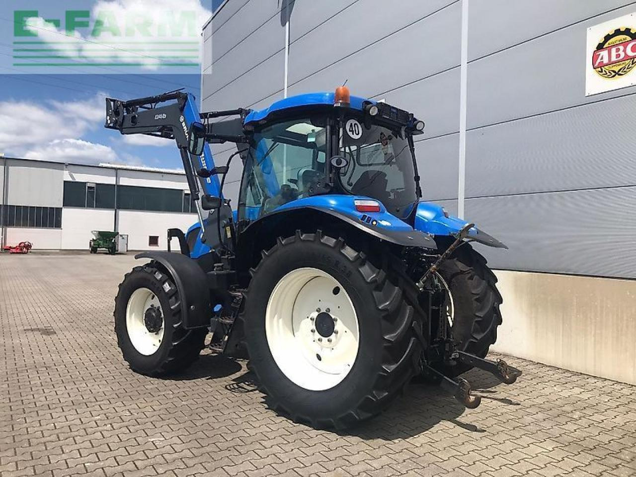 New Holland t6.140 electrocommand - Farm tractor: picture 3 New Holland t6.140 electrocommand - Farm tractor: picture 3