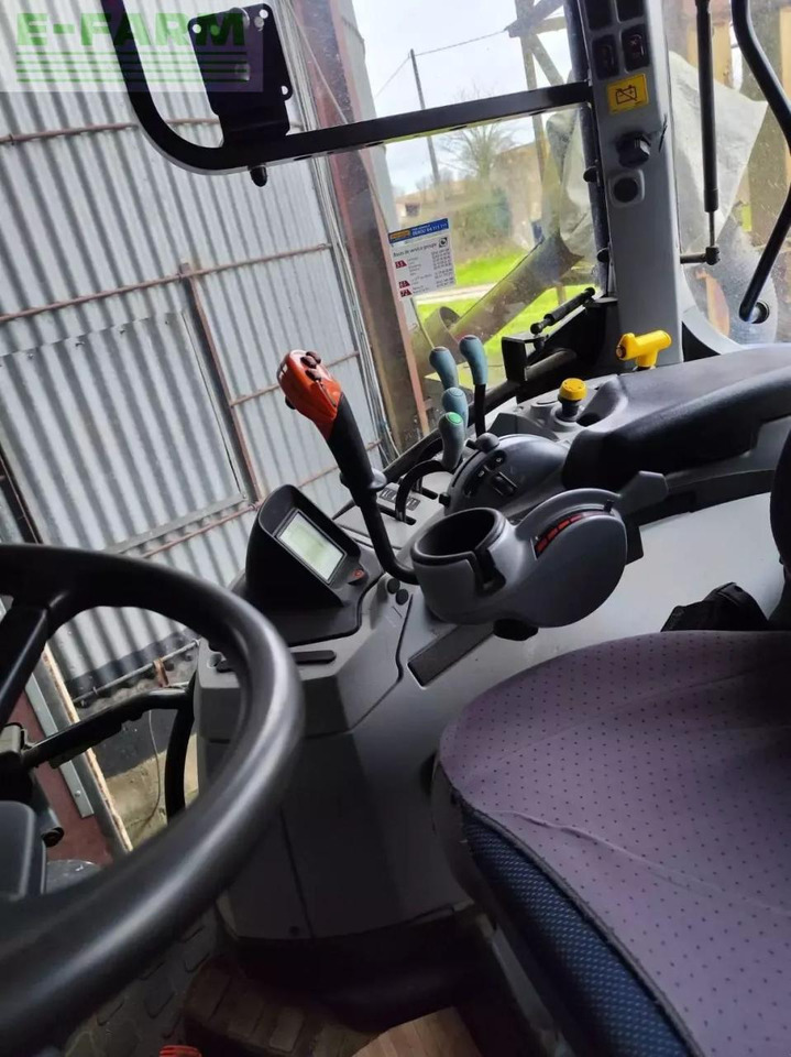 New Holland t7.190rc - Farm tractor: picture 2 New Holland t7.190rc - Farm tractor: picture 2