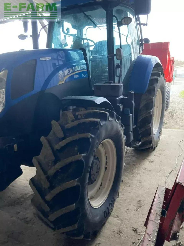 New Holland t7.200 auto command - Farm tractor: picture 1 New Holland t7.200 auto command - Farm tractor: picture 1