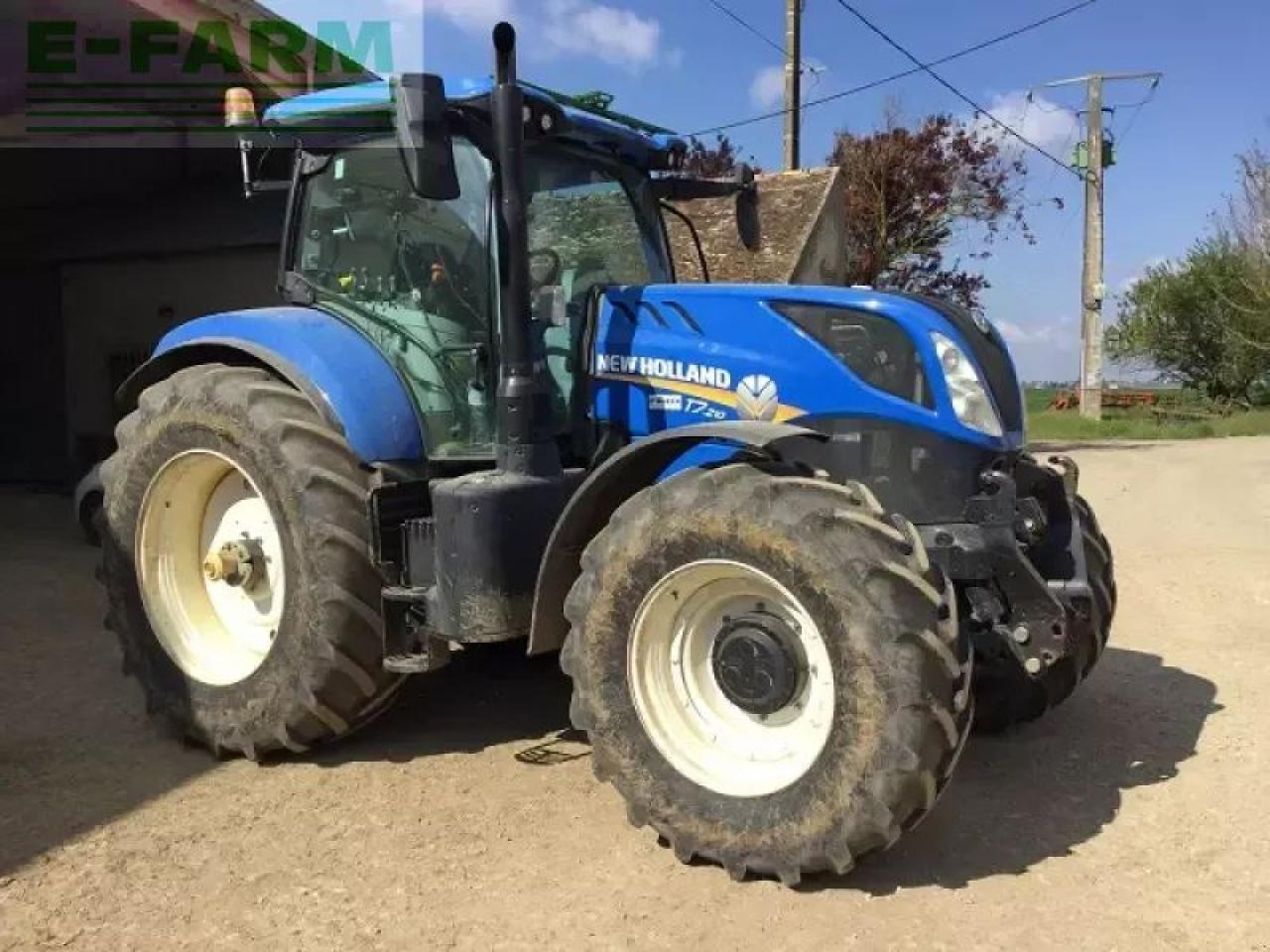 New Holland t7.210 - Farm tractor: picture 2 New Holland t7.210 - Farm tractor: picture 2