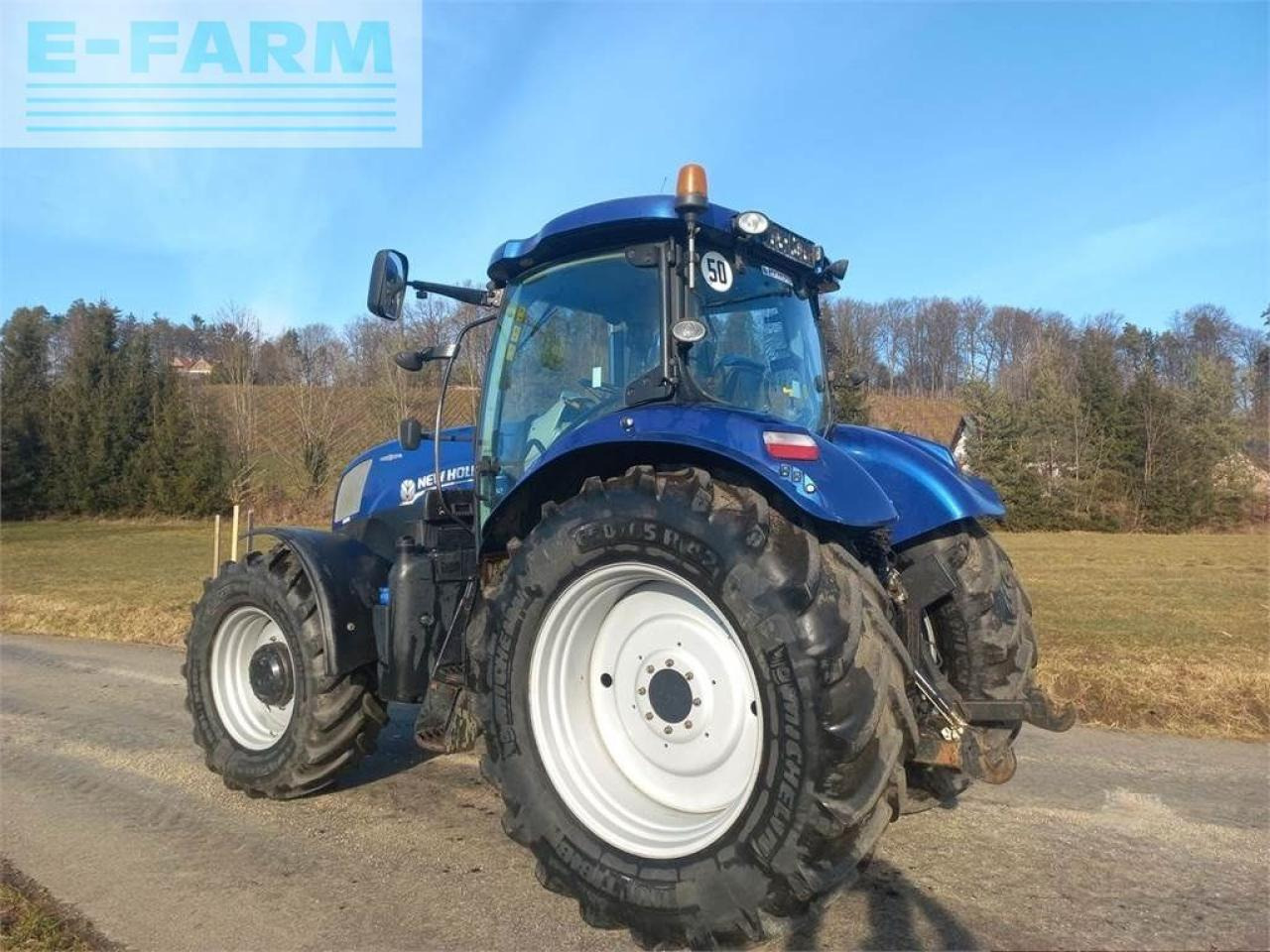 New Holland t7.210 auto command - Farm tractor: picture 5 New Holland t7.210 auto command - Farm tractor: picture 5