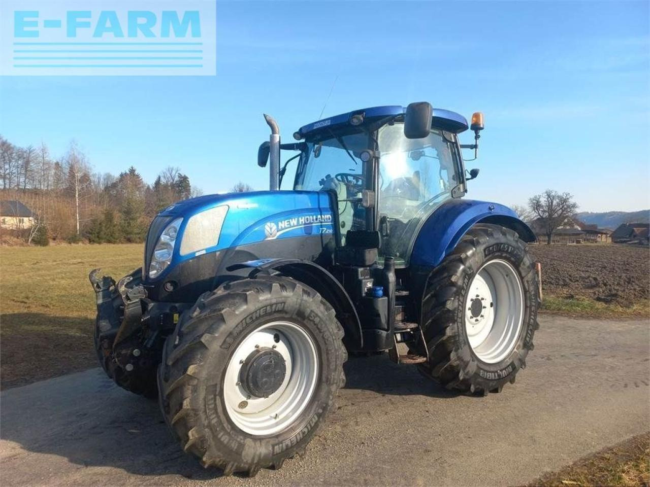New Holland t7.210 auto command - Farm tractor: picture 1 New Holland t7.210 auto command - Farm tractor: picture 1