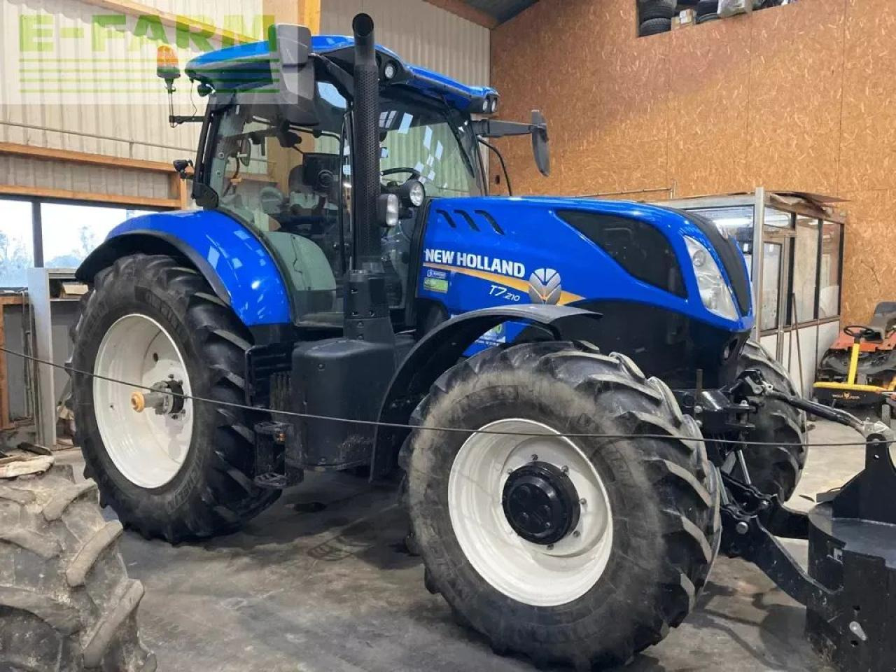 New Holland t7.210 pc swii stage v - Farm tractor: picture 4 New Holland t7.210 pc swii stage v - Farm tractor: picture 4