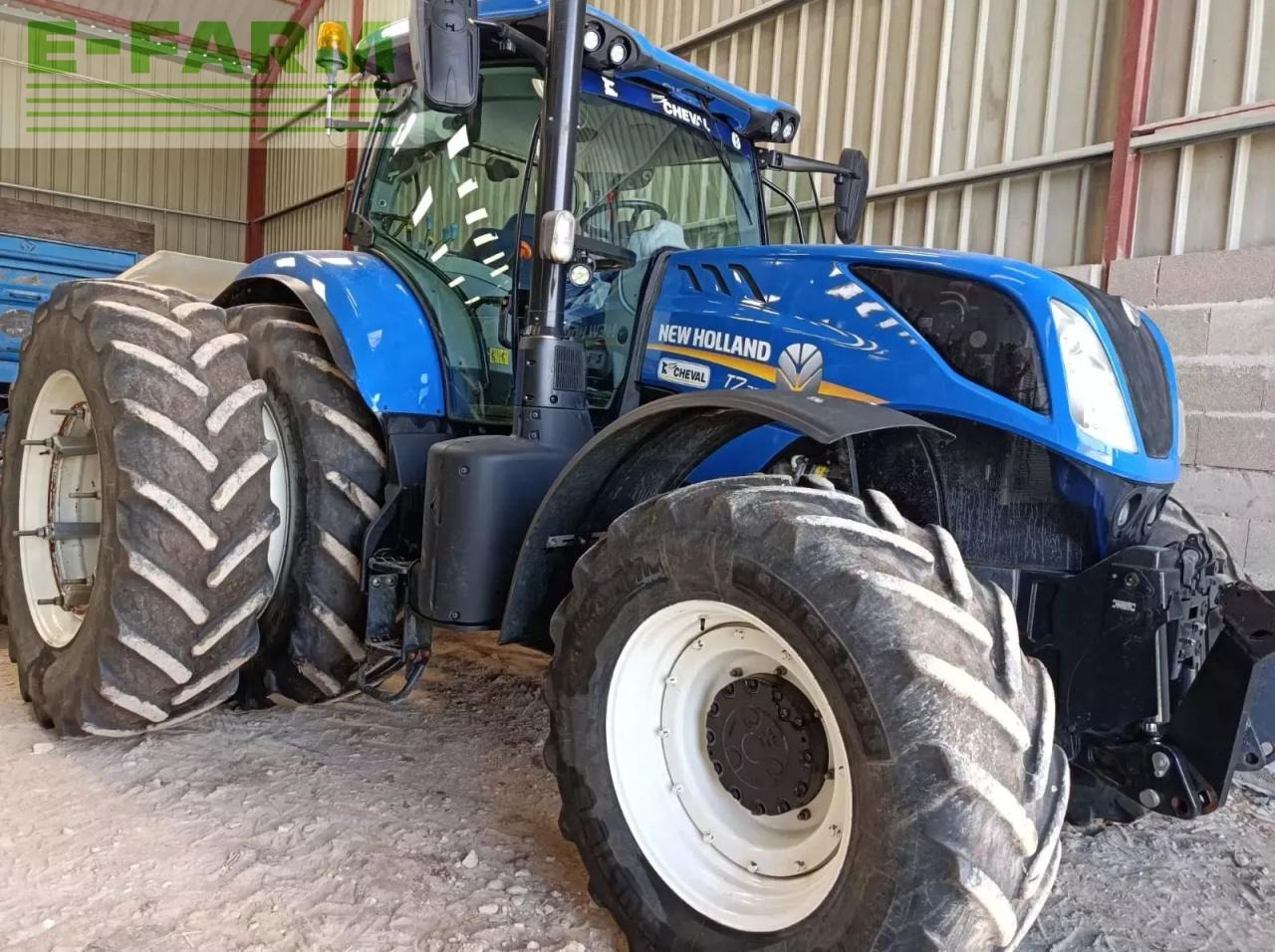 New Holland t7.230 - Farm tractor: picture 2 New Holland t7.230 - Farm tractor: picture 2