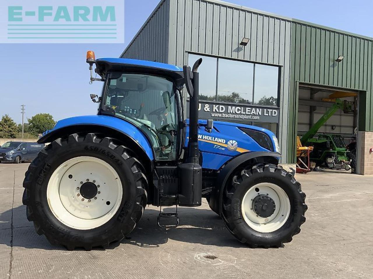 New Holland t7.245 tractor (st24115) - Farm tractor: picture 1 New Holland t7.245 tractor (st24115) - Farm tractor: picture 1