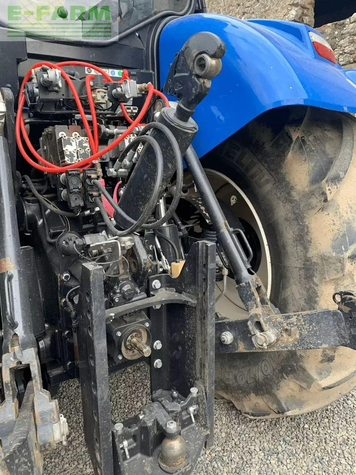 New Holland t7.260 auto command - Farm tractor: picture 5 New Holland t7.260 auto command - Farm tractor: picture 5