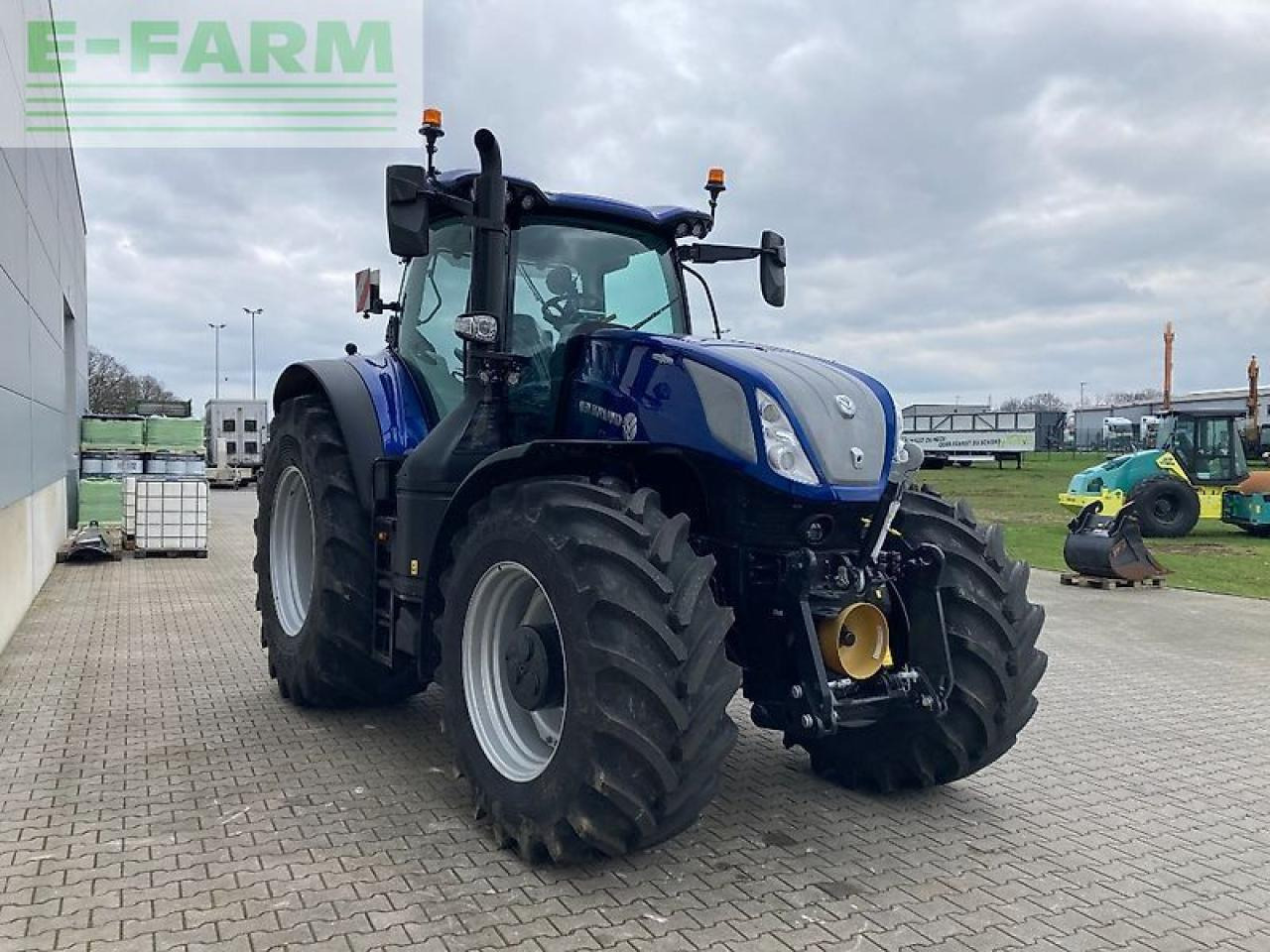 New Holland t7.315 hd autocommand new gen HD - Farm tractor: picture 4 New Holland t7.315 hd autocommand new gen HD - Farm tractor: picture 4