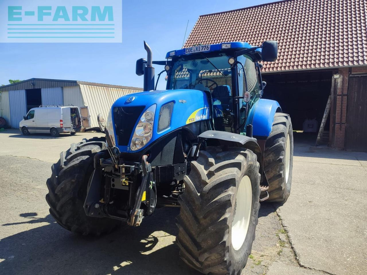 New Holland t7030 ac AC - Farm tractor: picture 2 New Holland t7030 ac AC - Farm tractor: picture 2