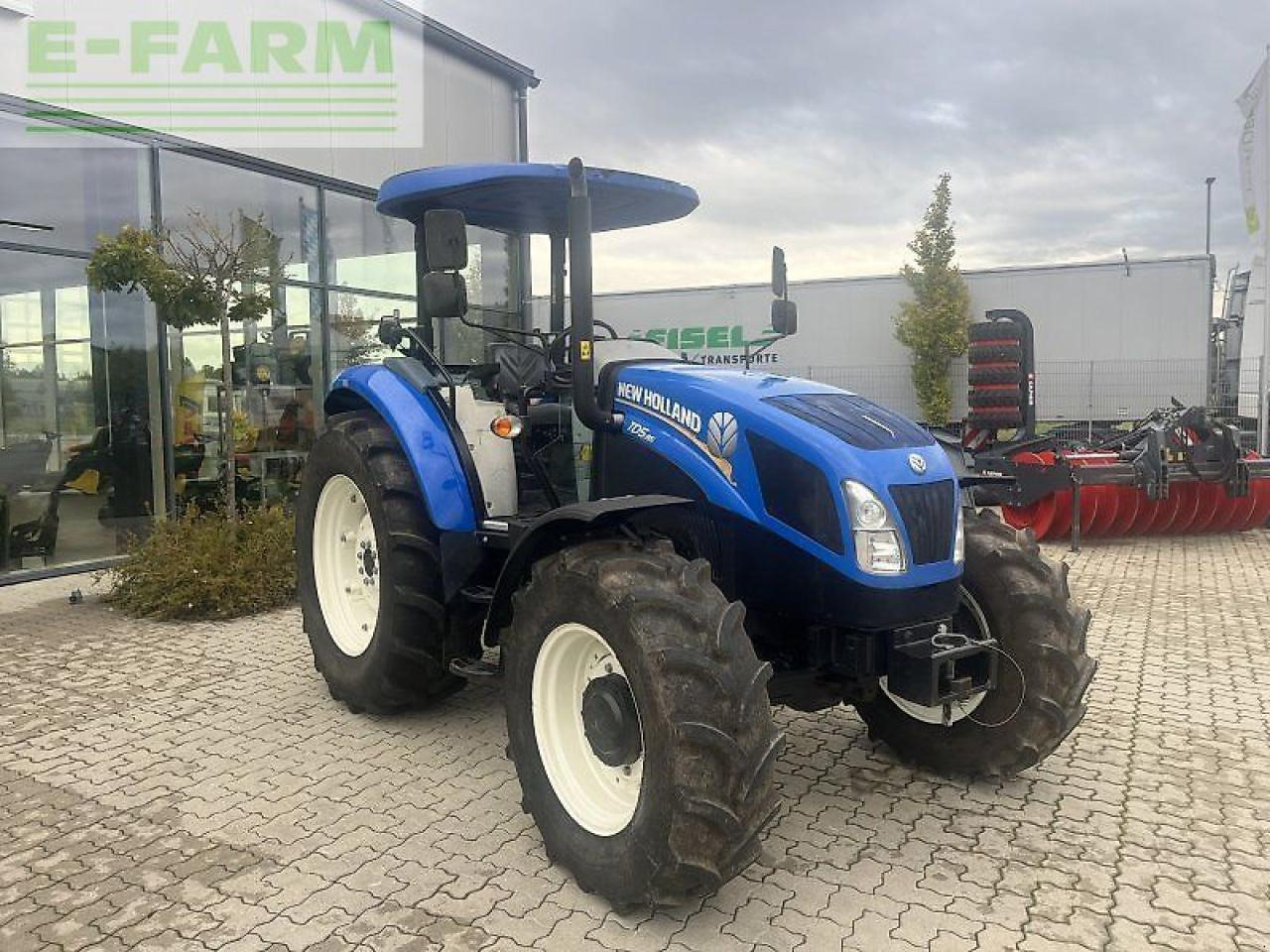 New Holland td 5.85 - Farm tractor: picture 2 New Holland td 5.85 - Farm tractor: picture 2