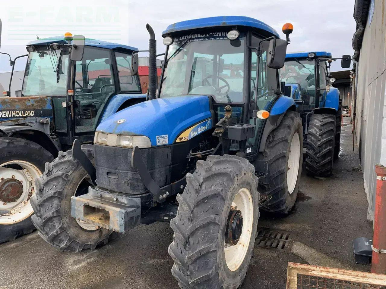 New Holland td5040 - Farm tractor: picture 1 New Holland td5040 - Farm tractor: picture 1