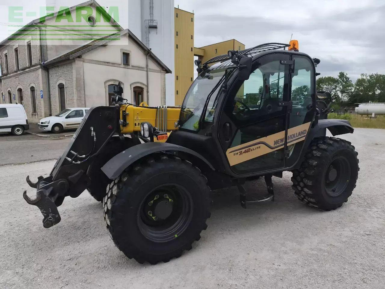 New Holland th 7.42 elite - Telescopic handler: picture 1 New Holland th 7.42 elite - Telescopic handler: picture 1