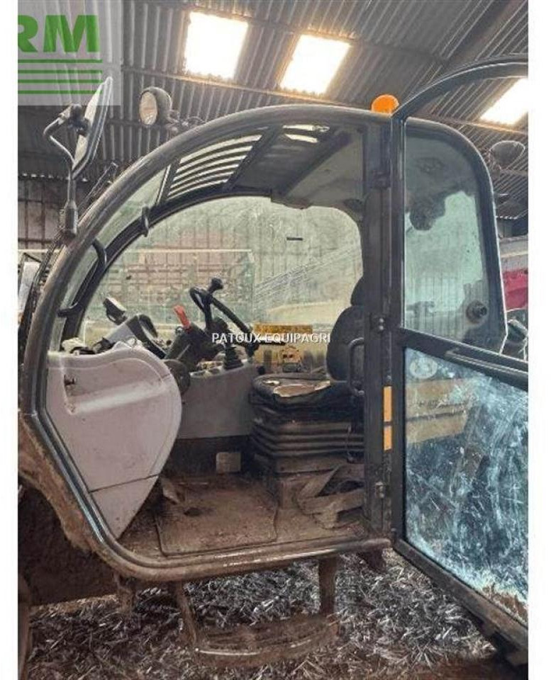 Telescopic handler New Holland th6.32s: picture 8