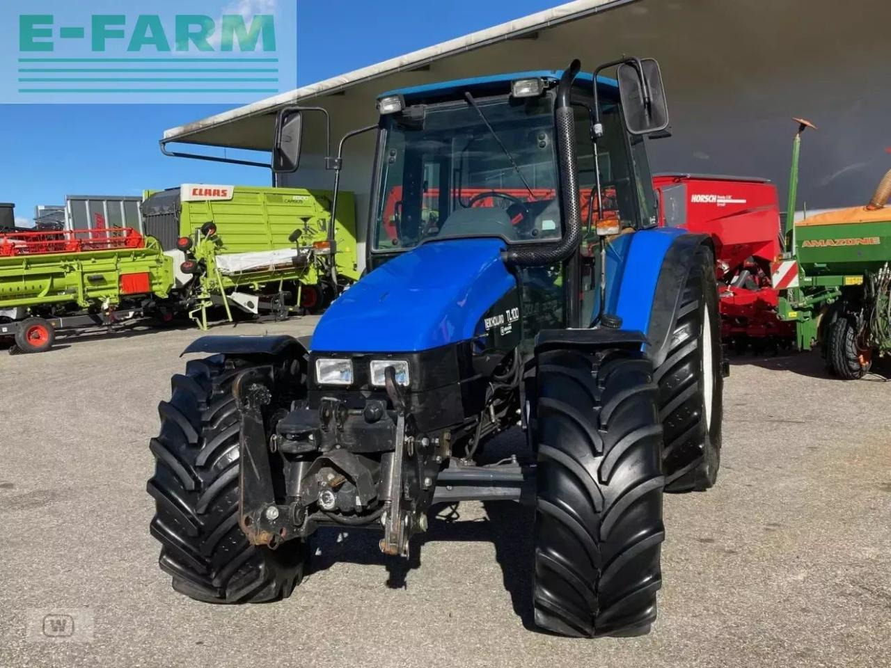 New Holland tl 100 - Farm tractor: picture 2 New Holland tl 100 - Farm tractor: picture 2
