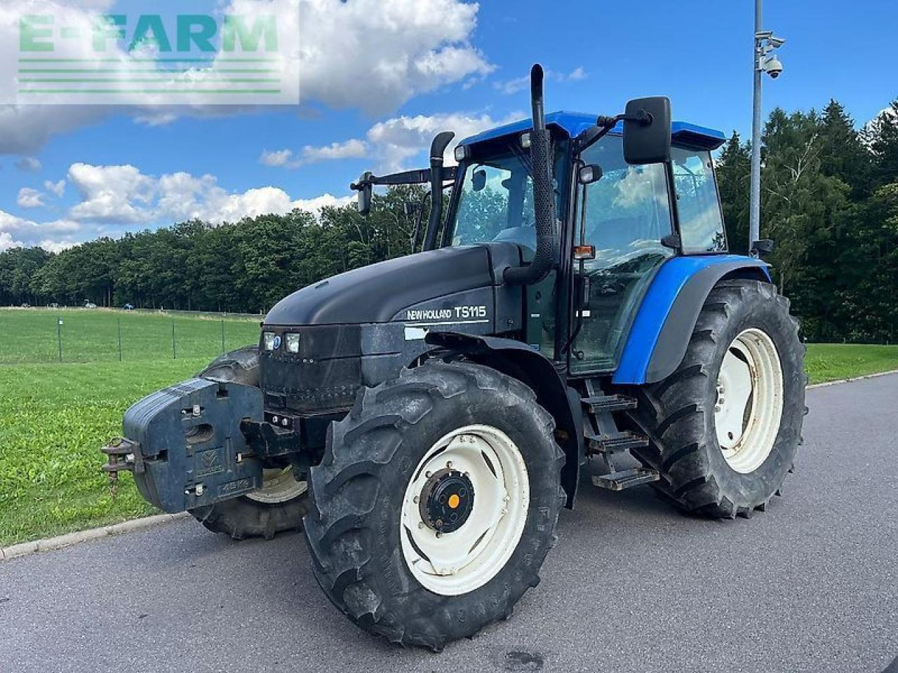 New Holland ts 115 - Farm tractor: picture 1 New Holland ts 115 - Farm tractor: picture 1